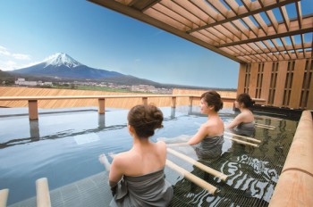 富士山の見えるホテル「ホテル鐘山苑」